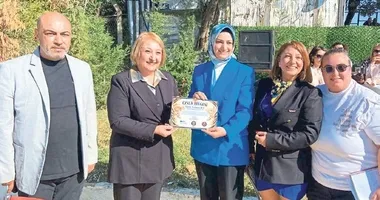 Menderes’te kadınlar Başkan Şen ile buluştu