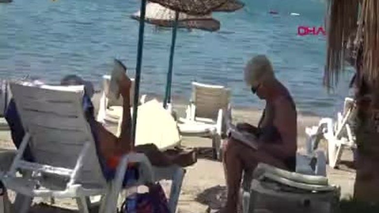 Mugla Bodrum Ekim Ayinda Yazi Yasiyor