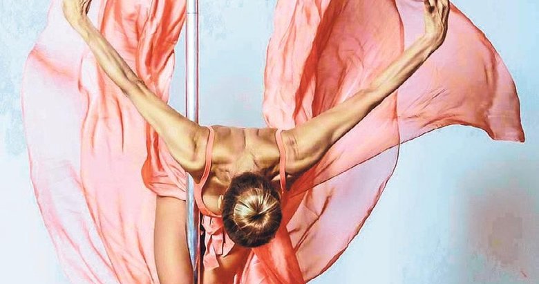 Bu kapıdan giren ile çıkan kişi aynı değil