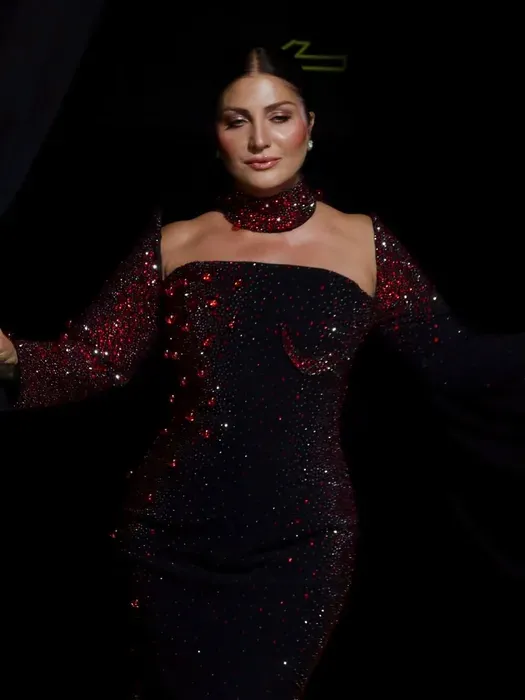 sibel-canin-marmaris-kostumu-sosyal-medyayi-ikiye-boldu-1787208409909.png