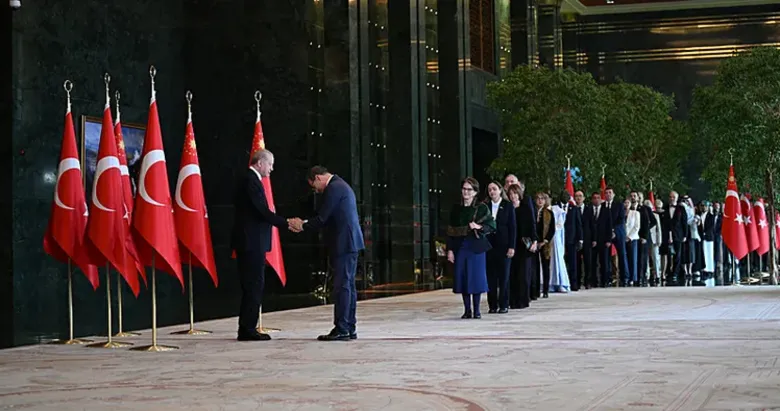 Başkan Erdoğan, 29 Ekim Cumhuriyet Bayramı tebriklerini kabul etti