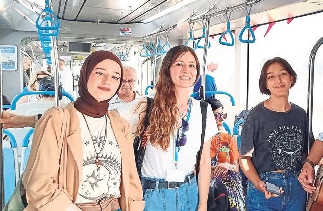 Genç sesler yollarda