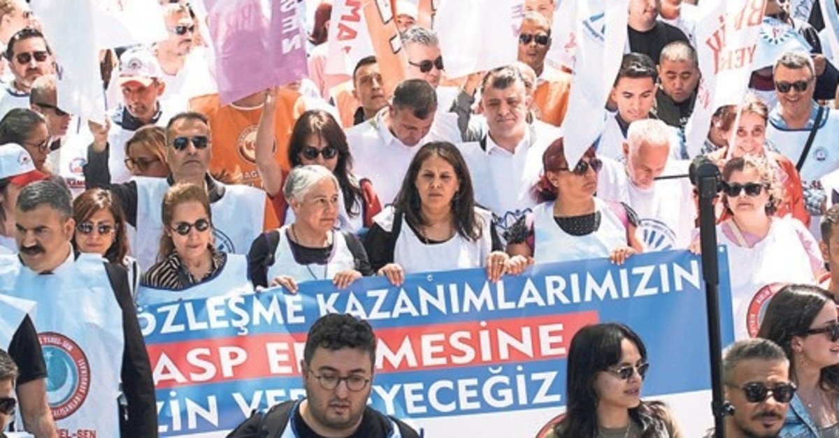 İzmir’de 4 belediyede iş bırakma eylemi