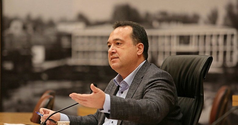 CHP’li belediye başkanı, kendisini eleştiren vatandaşa ‘yüzsüz’ dedi