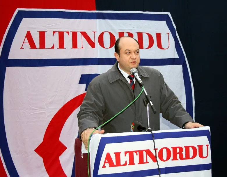altinordunun-2-lige-katilmama-kararina-eski-baskandan-sert-elestiri-1782987828151.jpg