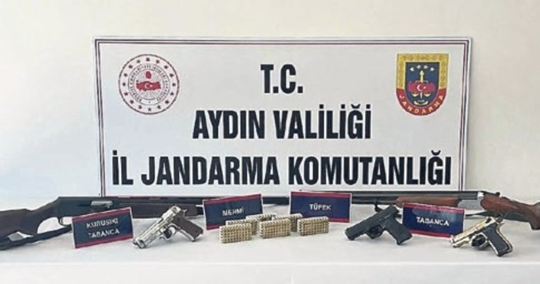 Cephanelik gibi evlere baskın