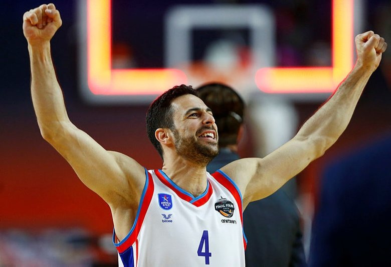 Son dakika: Anadolu Efes EuroLeague Şampiyonu oldu