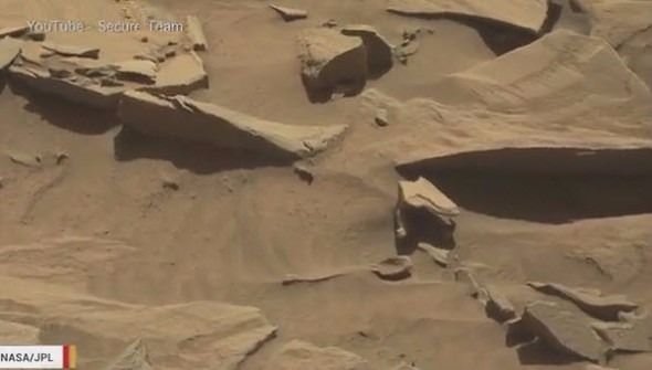 NASA yayınladı! Mars’ta saklanan kadın mı var?