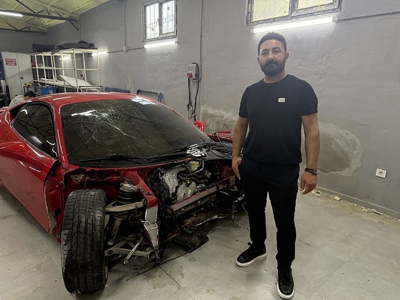 15 milyonluk Ferrari hurdaya dönmüştü! 5 gün önce aracı satın alan sahibinden açıklama geldi: Araca binemeden gitti...