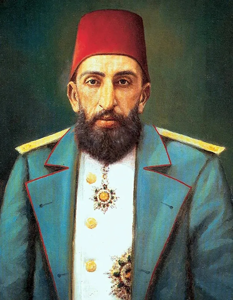 70-yasinda-en-one-atildi-son-sozu-korkaklar-olur-oldu-osmanli-pasasinin-yurek-yakan-destani-1785078983300.jpeg