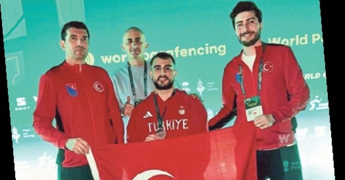 Milli para eskrimciden gümüş madalya geldi