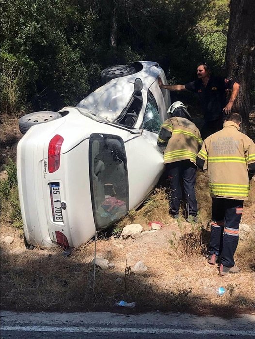 İzmir Urla’daki kazada baba öldü, iki kızı yaralandı