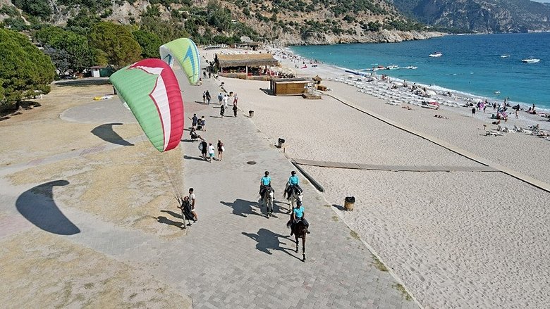 atli-jandarma-ekibi-mugla-oludenizde-goreve-basladi-1780922425569.jpeg