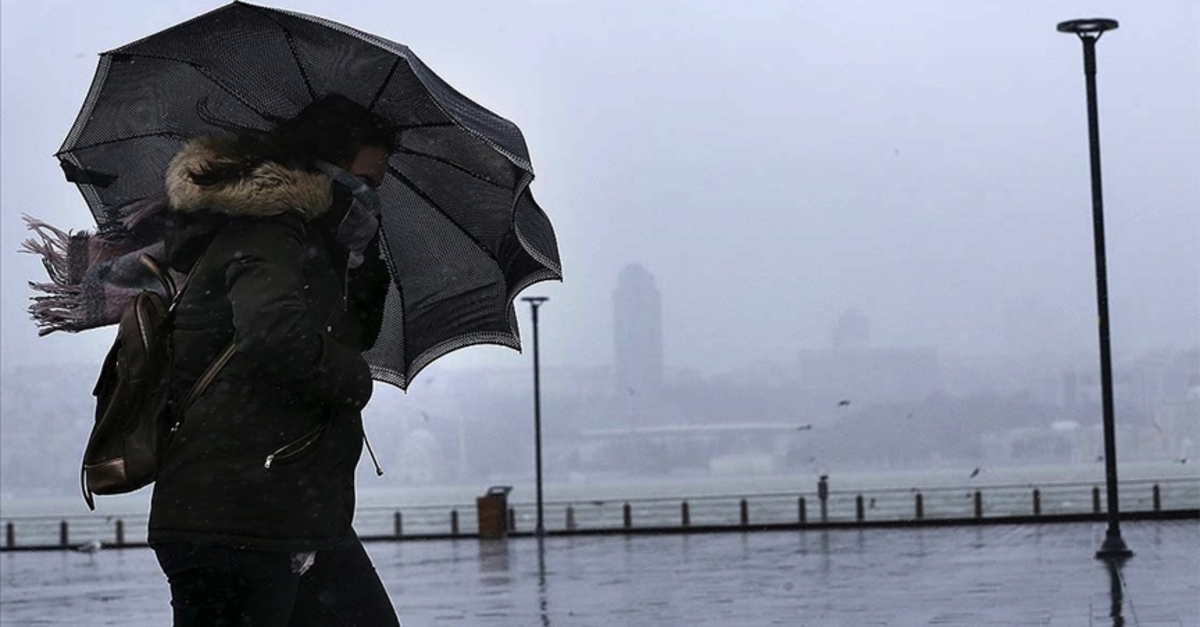 Meteoroloji'den İzmirlilere uyarı: Hafta sonu planı olanlar dikkat! O saatten itibaren etkili olacak