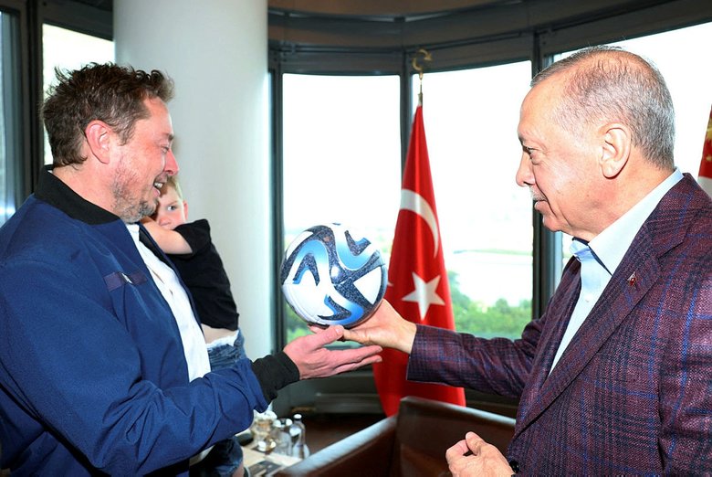 Elon Musk’a İzmir daveti