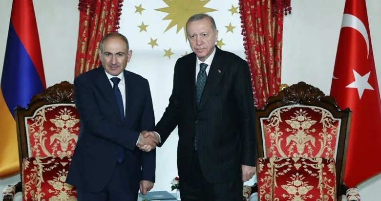Başkan Erdoğan, Paşinyan ile görüştü