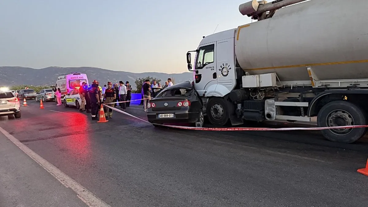 İzmir'de korkunç gece! Tanker otomobili biçti: 2 ölü