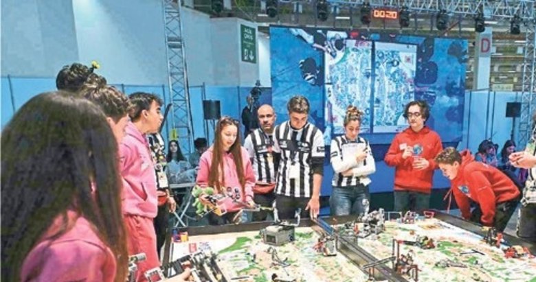 Genç mucitler Fuar İzmir’de yarıştı