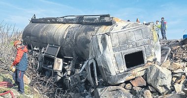 Mazot yüklü tanker alev alev yandı: 1 ölü