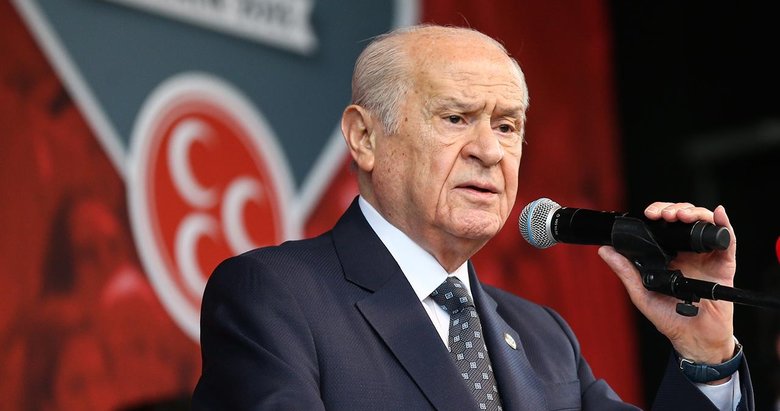 MHP lideri Devlet Bahçeli: Türk gençliği dimdik ayakta