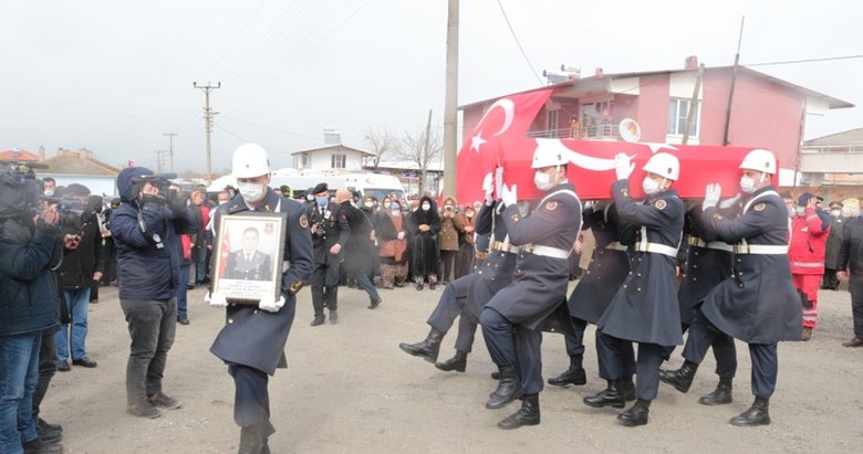 Balıkesir şehidini gözyaşlarıyla uğurladı