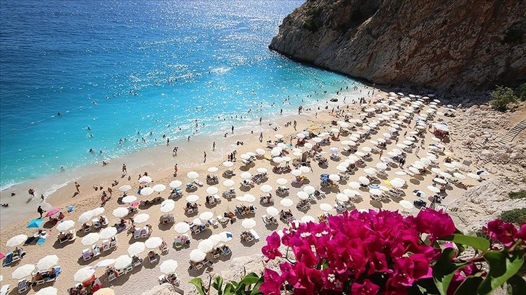 İtalya’yı geride bıraktı! Türkiye dünya turizminde 4. sıraya yükseldi