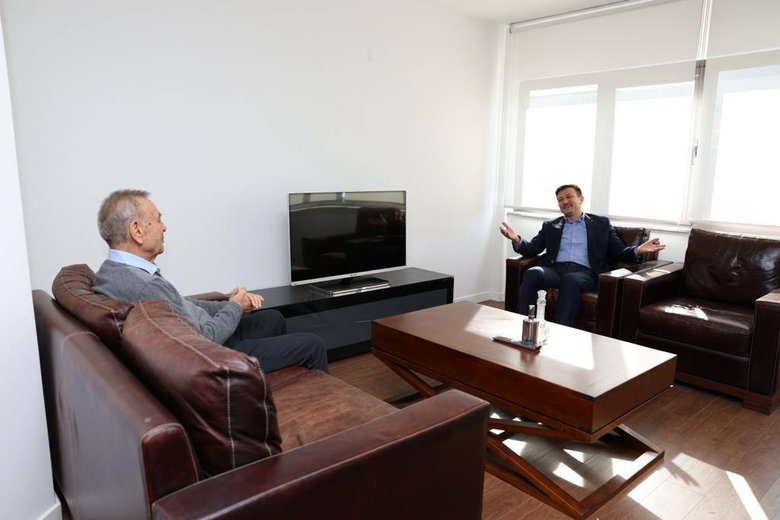 AK Parti İzmir Büyükşehir Belediye Başkan Adayı Dağ’dan Piriştina’nın mezarına ve Kocaoğlu’na ziyaret