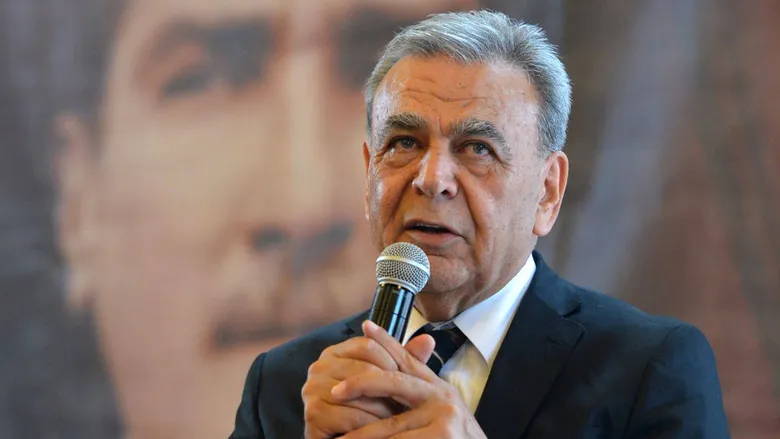yeni-partide-sandik-kavgasi-1792092784931.png