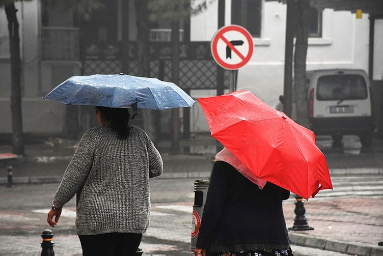 İzmir’de hava nasıl olacak? Meteoroloji’den bu bölgelere kuvvetli yağış uyarısı! 20 Aralık 2018 hava durumu
