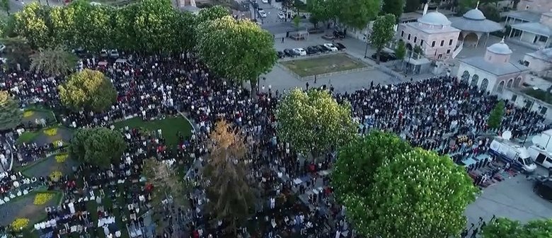 Ayasofya-i Kebir Cami-i Şerifi’nde 87 yıl sonra ilk Ramazan Bayramı namazı kılındı