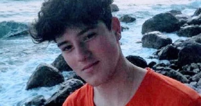 Henüz 17 yaşındaydı! Trafik uygulamasına takılmamak için hayatından oldu