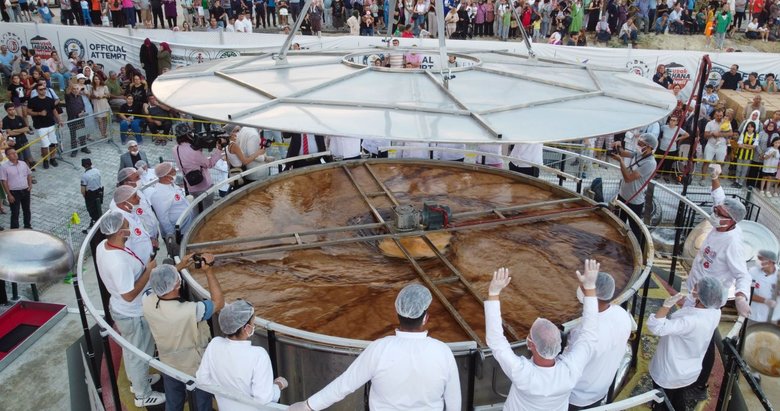 Uşak tarhana çorbası ile rekor kırdı