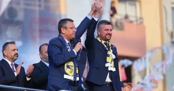 izmir-bucada-gozalti-depremi-belediyedeki-yolsuzluk-iddialarina-buyuk-operasyon-1780345853820.jpeg
