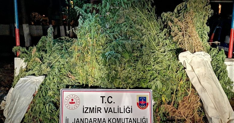 İzmir’de uyuşturucu tüccarlarına darbe