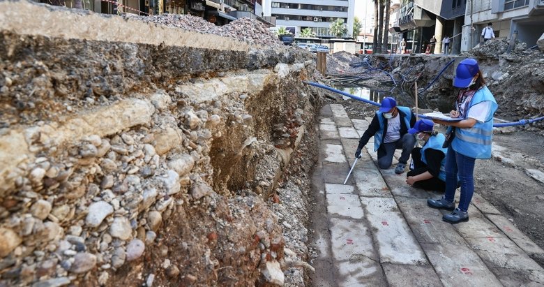 Bugüne kadar izine rastlanamamıştı! İzmir’de Osmanlı dönemine ait bedesten bulundu