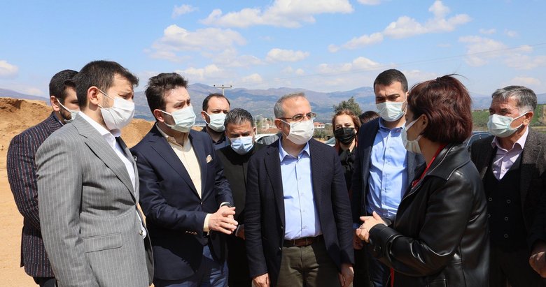 AK Partili Sürekli’den ilçelere çıkarma! Kiraz Devlet Hastanesi açıklaması