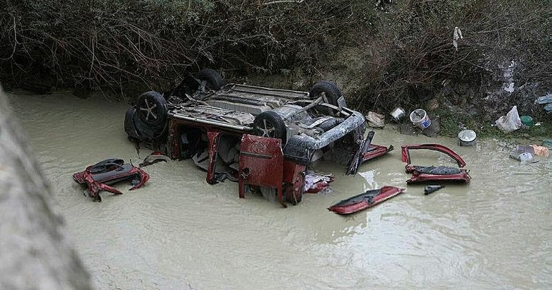 Manisa’da kahreden son! Gediz Nehri’ne uçarak ters döndü
