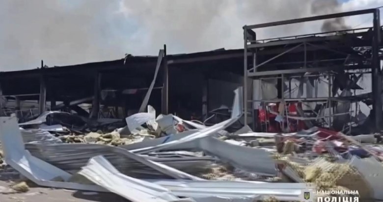 Rus ordusundan Konstantinivka’da süpermarkete saldırı: En az 10 ölü