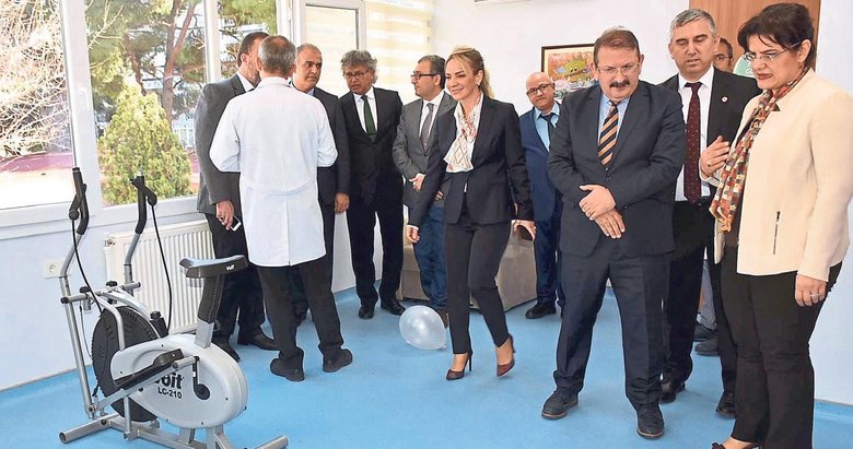İzmir’de obezite merkezi açıldı
