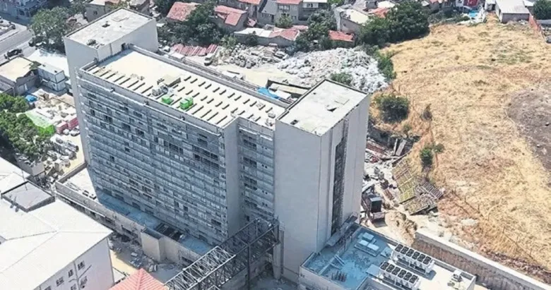 Eşrefpaşa hastanesi’nin inşaatı yarım kaldı