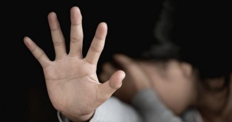 İzmir’de mide bulandıran olay! Bir babanın, kızlarına istismardan 70,5 yıl hapse çarptırıldığı kararın gerekçesi açıklandı