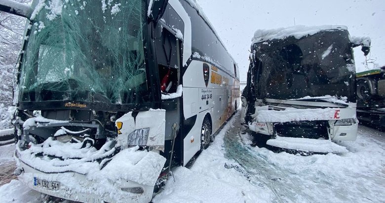 Karlı yollar kana bulandı