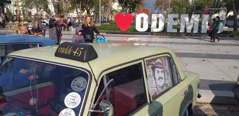 Ödemiş’te klasik otomobil fuarı