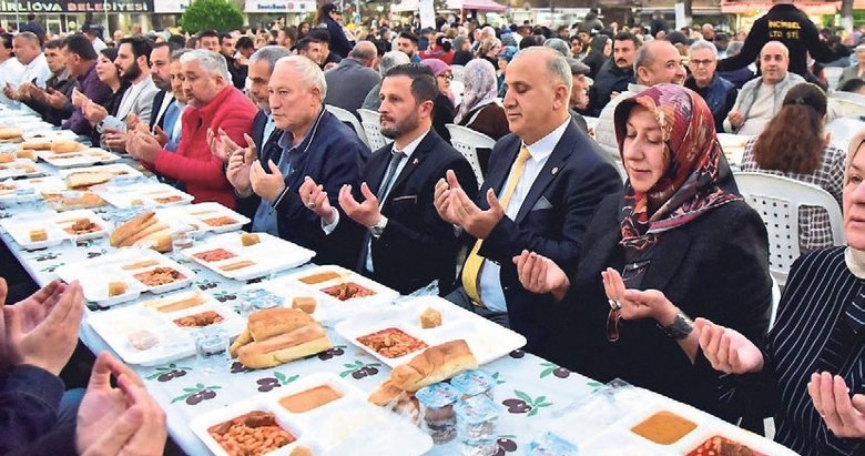 İncirliovalılar gönül sofrasında buluştu