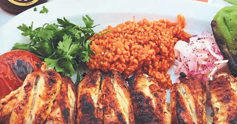 Kanat, Kanatcı Hüso’da yenir