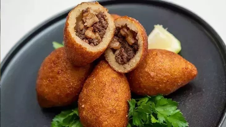 İçli köfte nasıl yapılır? İçli köfte malzemeleri nelerdir?