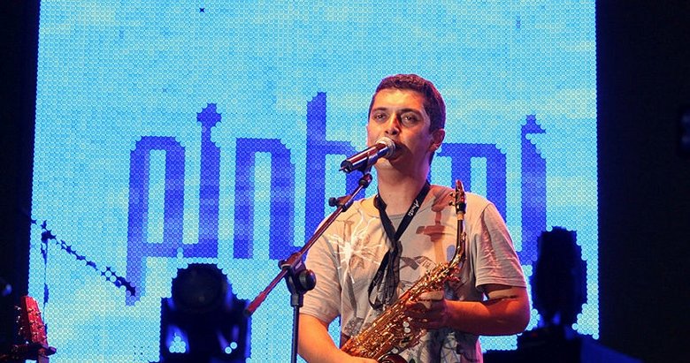 Üniversitede şenlik var