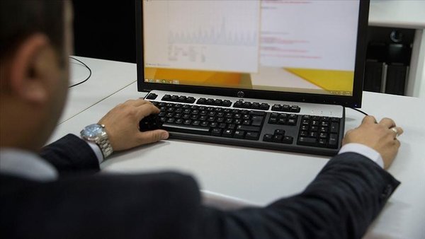 İkinci el araç satışında kısıtlama 6 ay uzatıldı