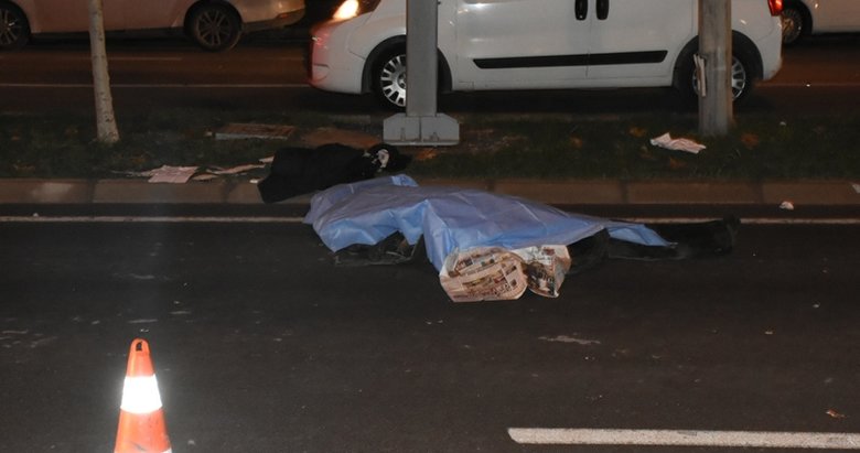 İzmir’de feci kaza: Bisiklet sürücüsü metrelerce sürüklendi