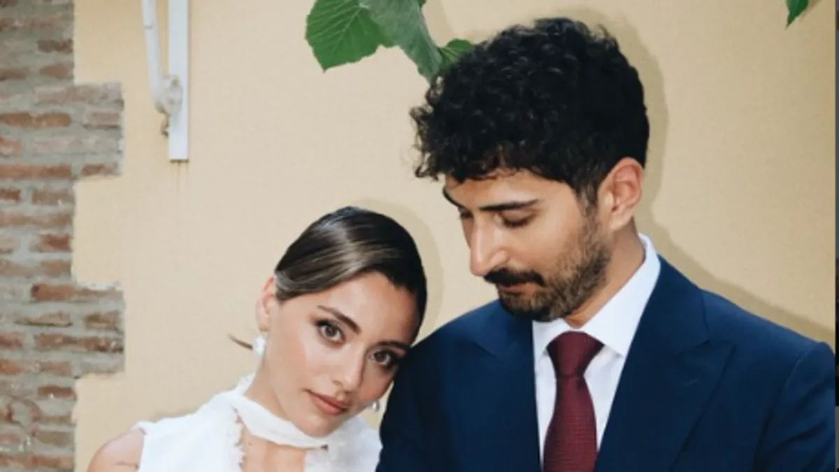 Nişanın ardından soluğu tatilde aldılar! Sıla Türkoğlu’ndan dikkat çeken paylaşım